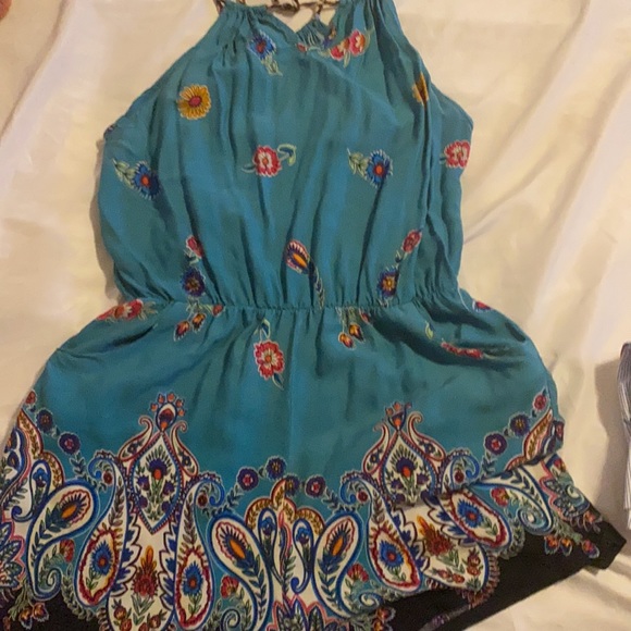 Jumpsuits 🤩 - Picture 4 of 7